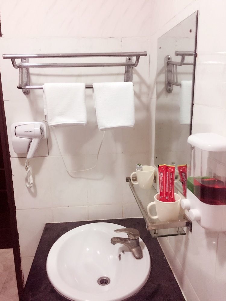 New Yuetan Hotel Dar es Salaam Zewnętrze zdjęcie